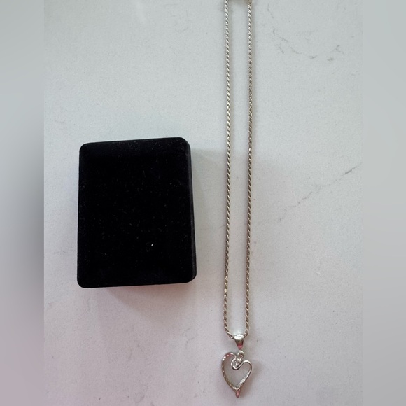 Sterling Silver Heart Pendant Necklace 18 inch chain - Picture 2 of 4